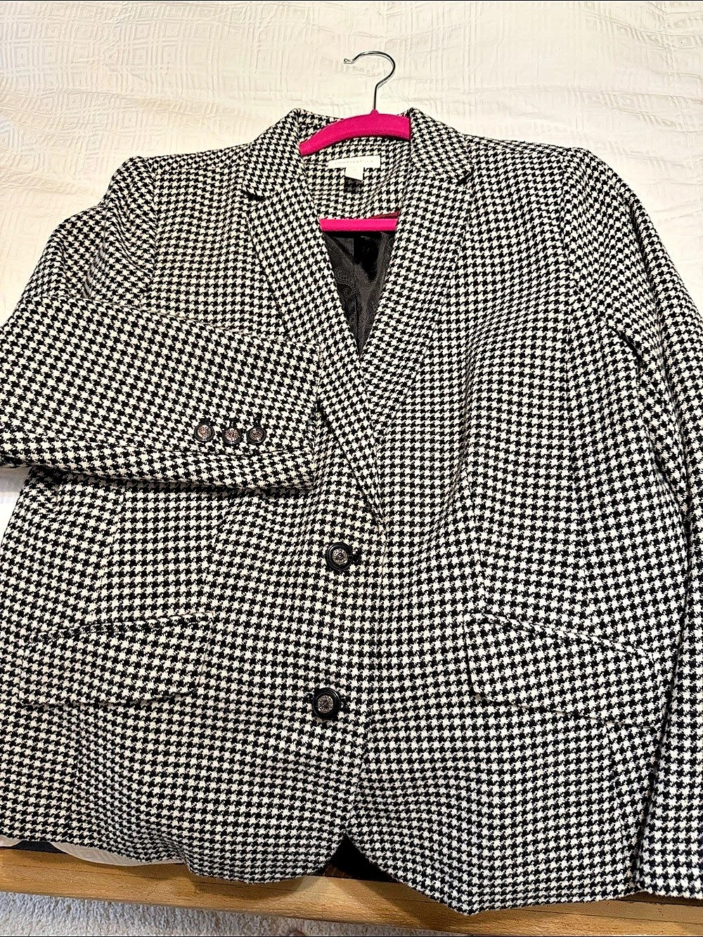 Charter Club Houndstooth Blazer in Black & White Like New - fully lined.
